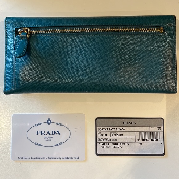 PRADA Large Saffiano Leather Wallet - Picture 5 of 8